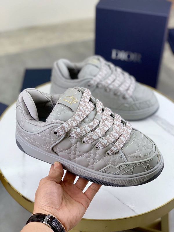 1DIOR B9 grey