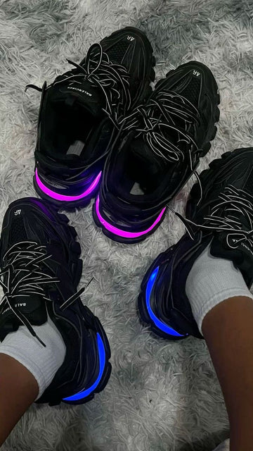 1Balenciaga track led